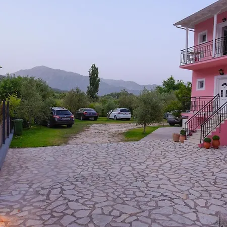 Xenia Hotel apartamentowy 3*