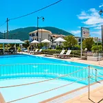 Xenia 4*