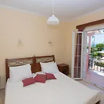 Xenia מלון דירות ואסיליקי