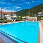 Xenia 4* ואסיליקי
