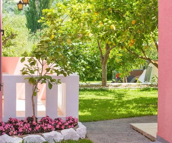 Xenia Aparthotel Vasiliki